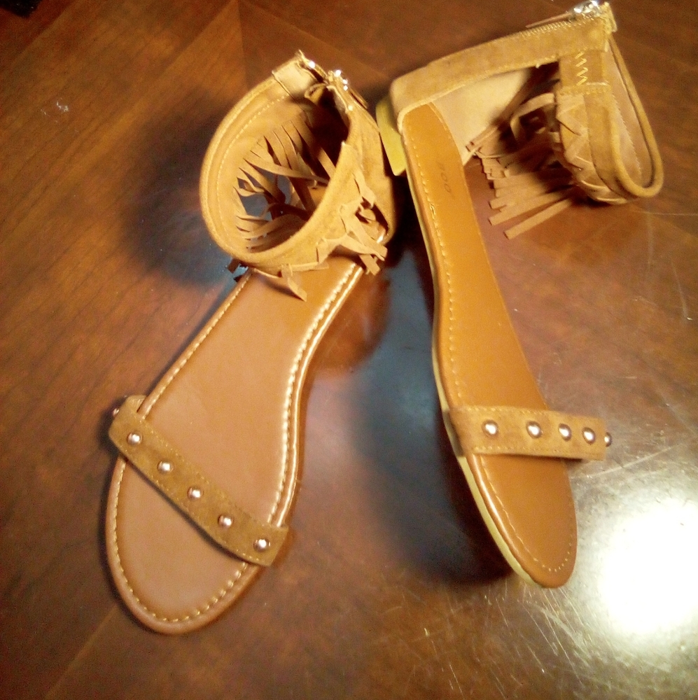 Bamboo Sandals size 7